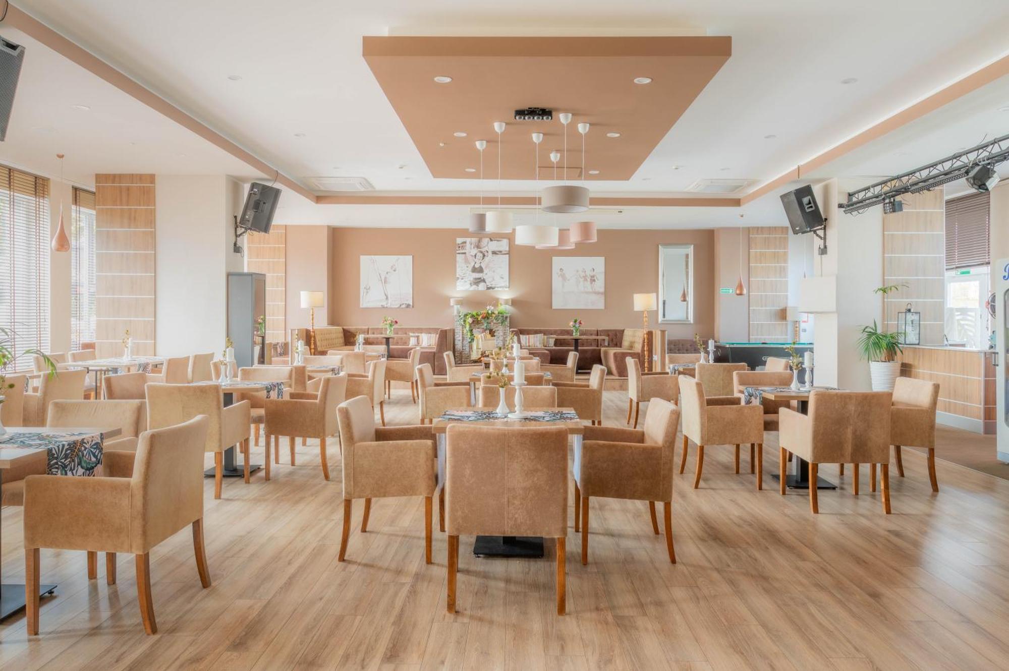 Alka Sun Resort Ustronie Morskie Bagian luar foto